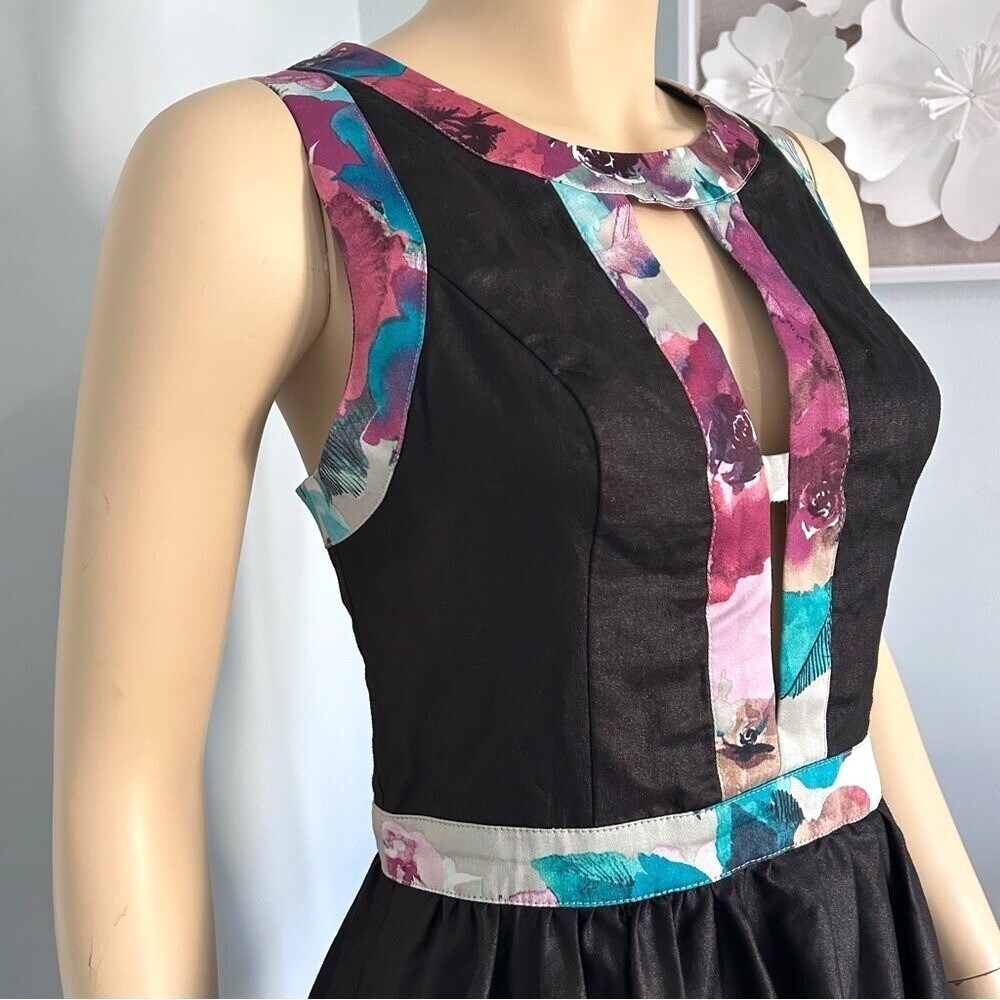 Keepsake The Label fit and flare sleeveless skater mini dress black Floral L - Picture 2 of 8